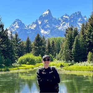 Meet your Posher, Reese